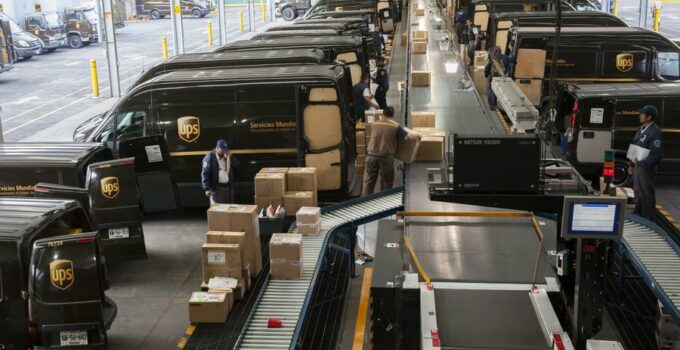 Air Ramp - Package Handler Job Opportunity at UNITED PARCEL SERVICE in Denver, CO - $21hour