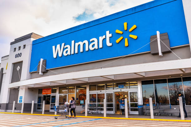 Walmart Canada: 67 Jobs Open with Pay Up to $21 CAD/hour in Stores & Warehouses